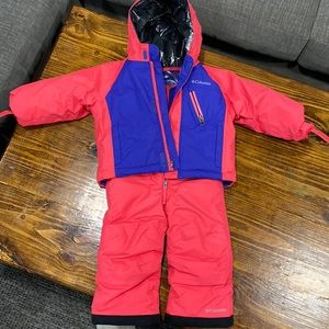 Columbia thermal comfort Omni-heat snowsuit 2t